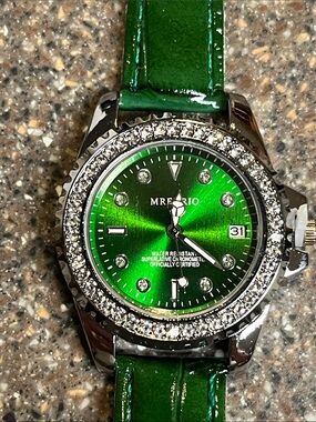 Women’s watch green with bling bezel